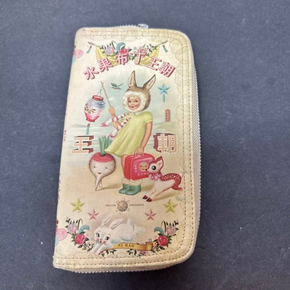 Dumpling Dynasty Kitschy Zip Around Wallet- Fiona Hewlett